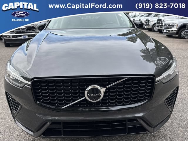 Used 2024 Volvo XC60 B5 Plus AWD/4WD image 10