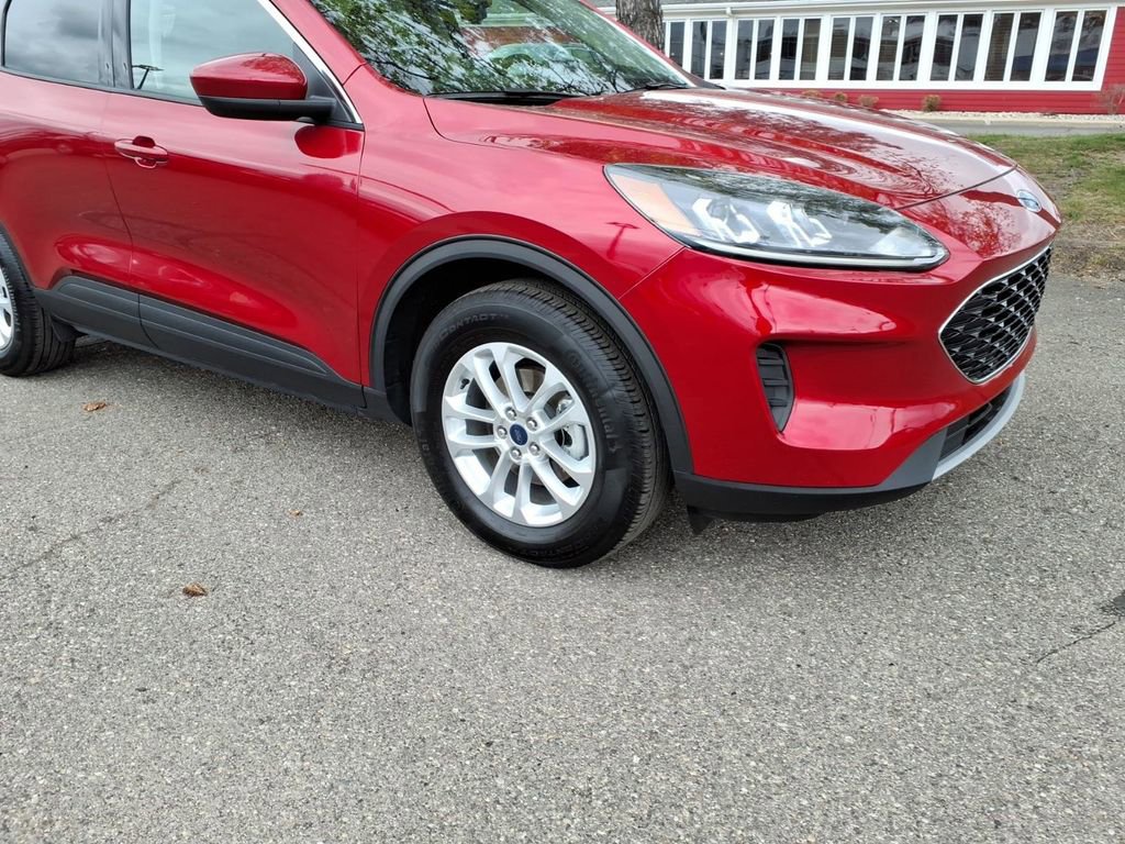 Certified 2020 Ford Escape SE AWD/4WD image 4