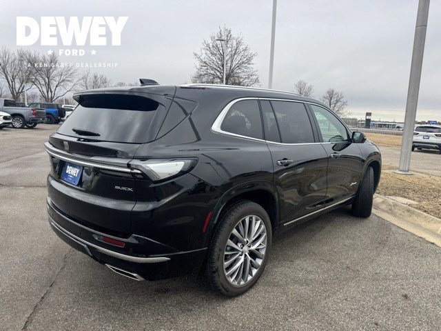 Used 2025 Buick Enclave Avenir w/ Trailering Package, 5000 lbs. image 5