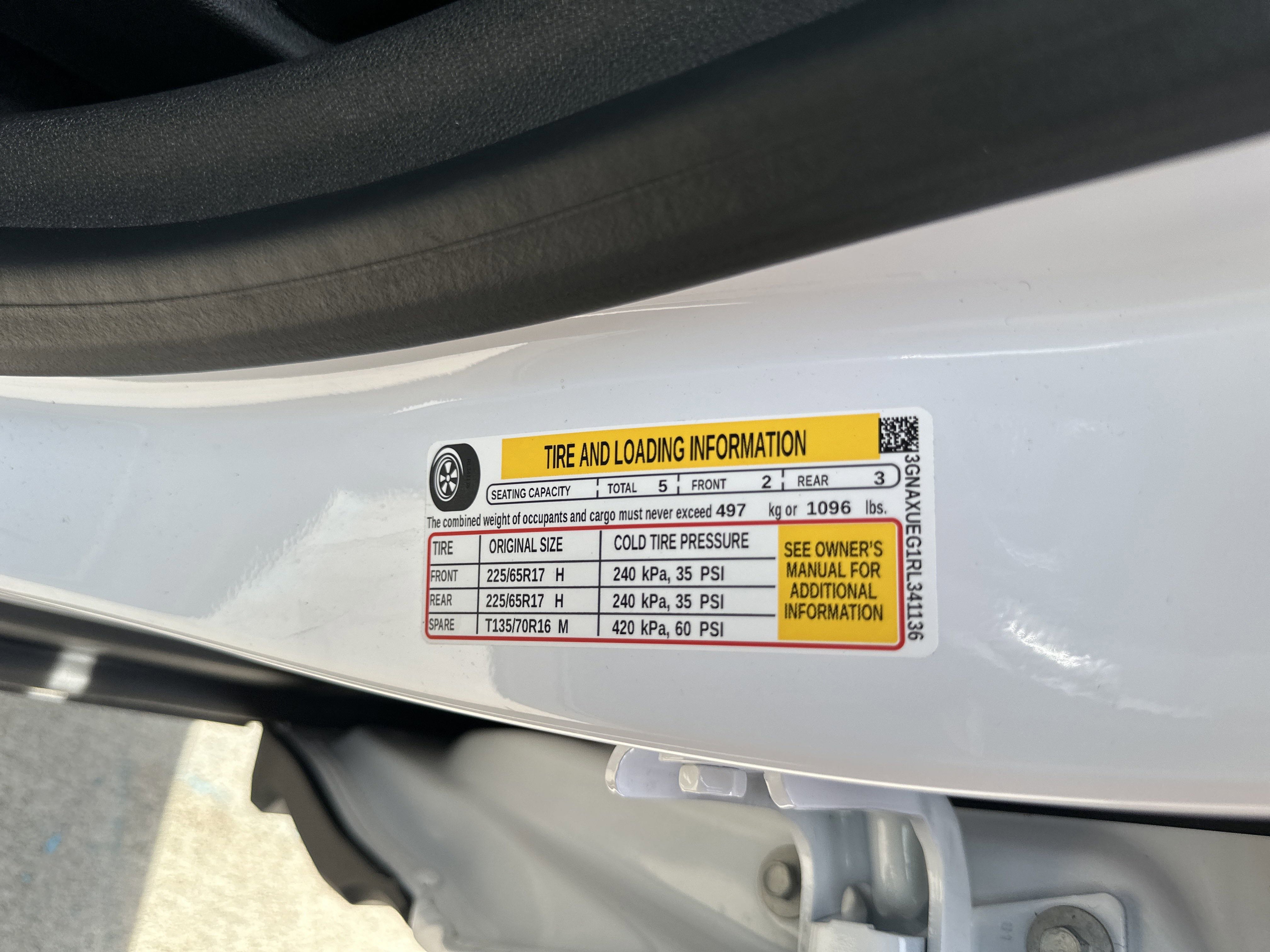 Used 2024 Chevrolet Equinox LT image 38