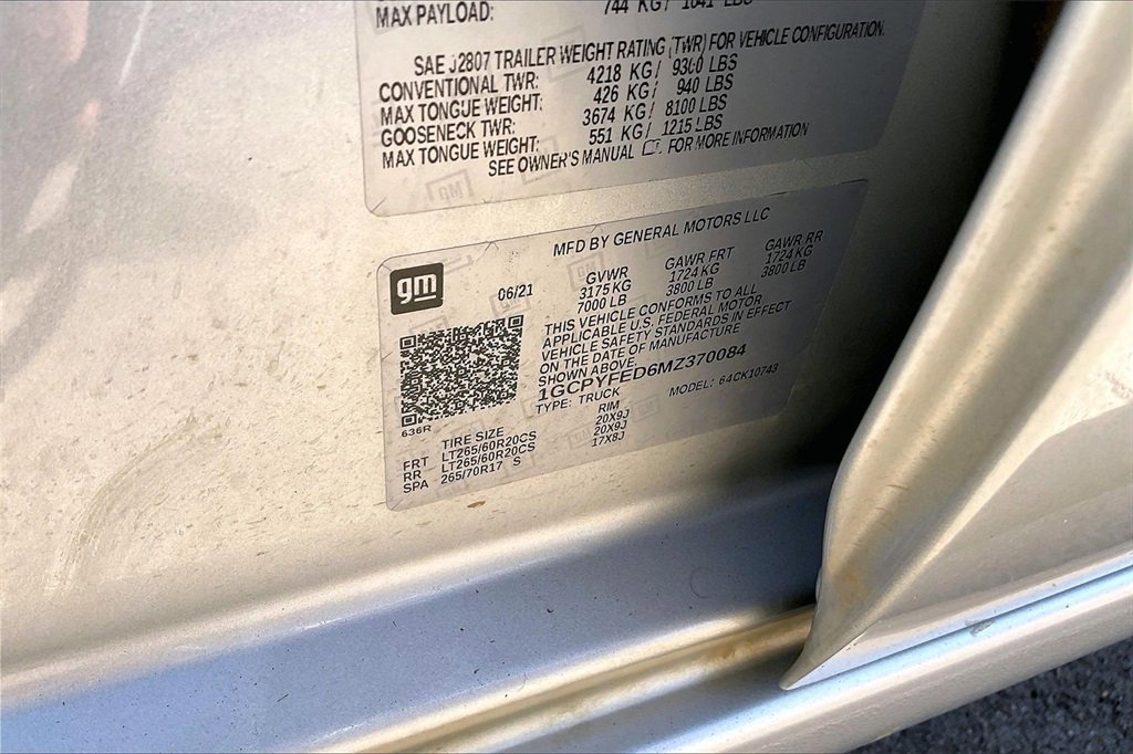 Used 2021 Chevrolet Silverado 1500 LT Trail Boss w/ Convenience Package II image 16