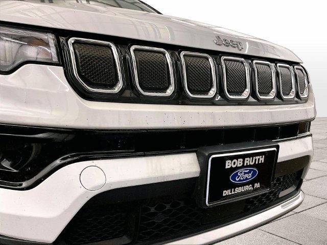 Used 2022 Jeep Compass Limited AWD/4WD image 29