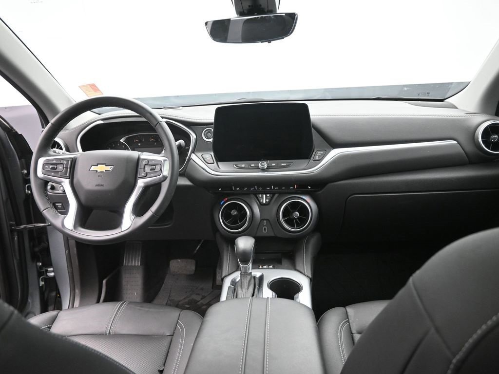 Used 2024 Chevrolet Blazer LT w/ Sound & Technology Package image 18