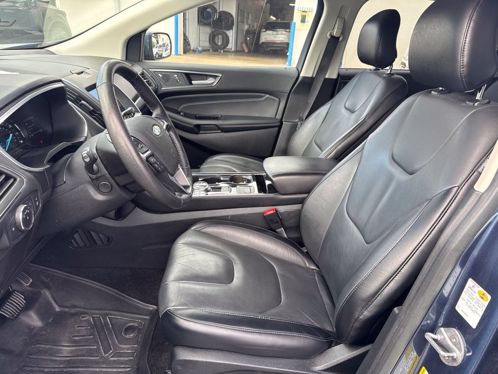 Certified 2019 Ford Edge Titanium FWD image 10