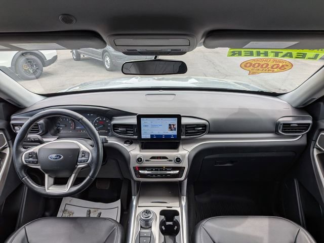 Certified 2023 Ford Explorer XLT w/ Equipment Group 202A AWD/4WD image 15