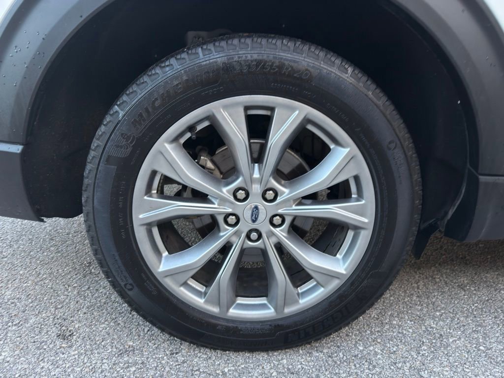 Certified 2023 Ford Explorer XLT w/ Equipment Group 202A image 24