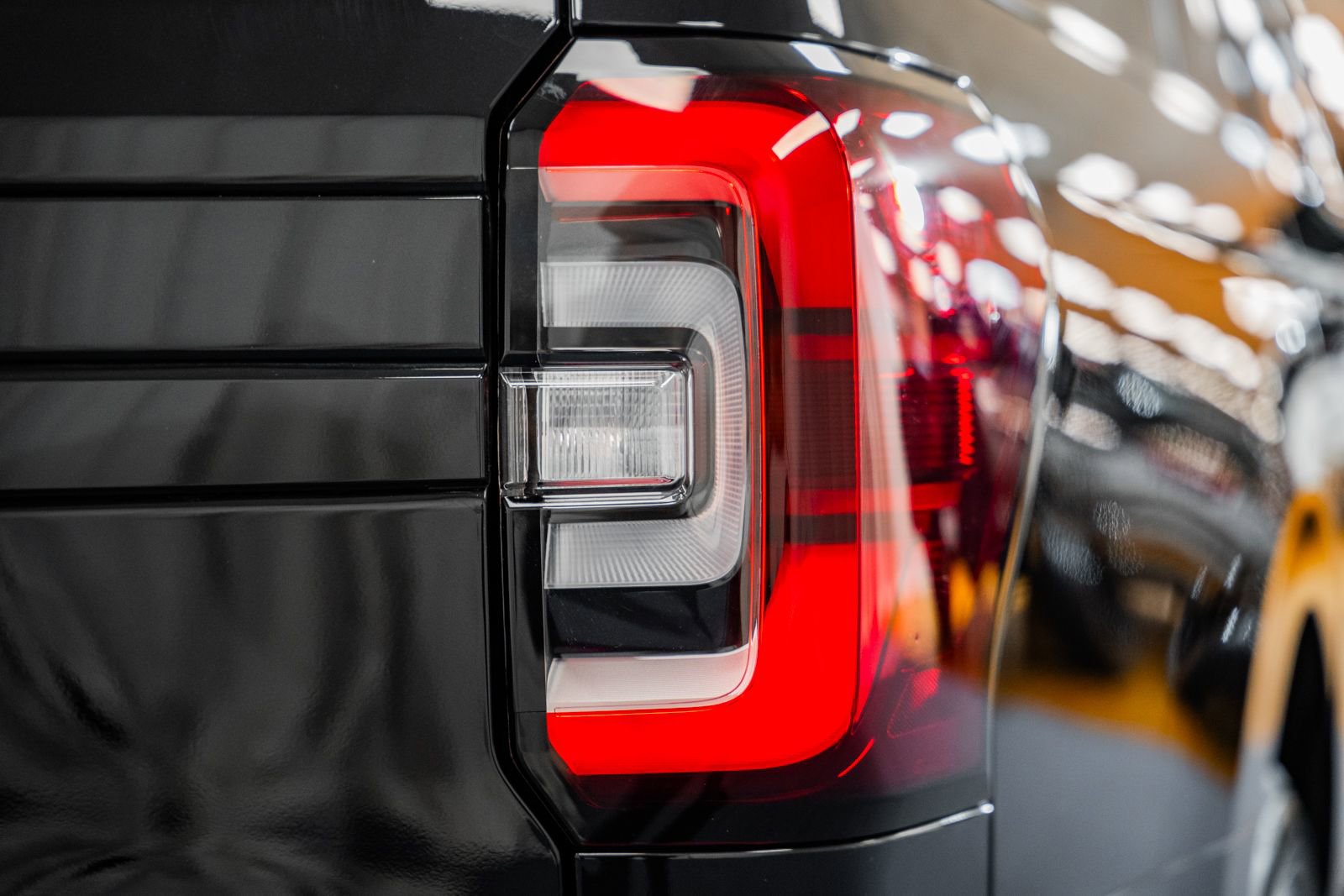 Certified 2024 Ford Expedition Max Limited image 21