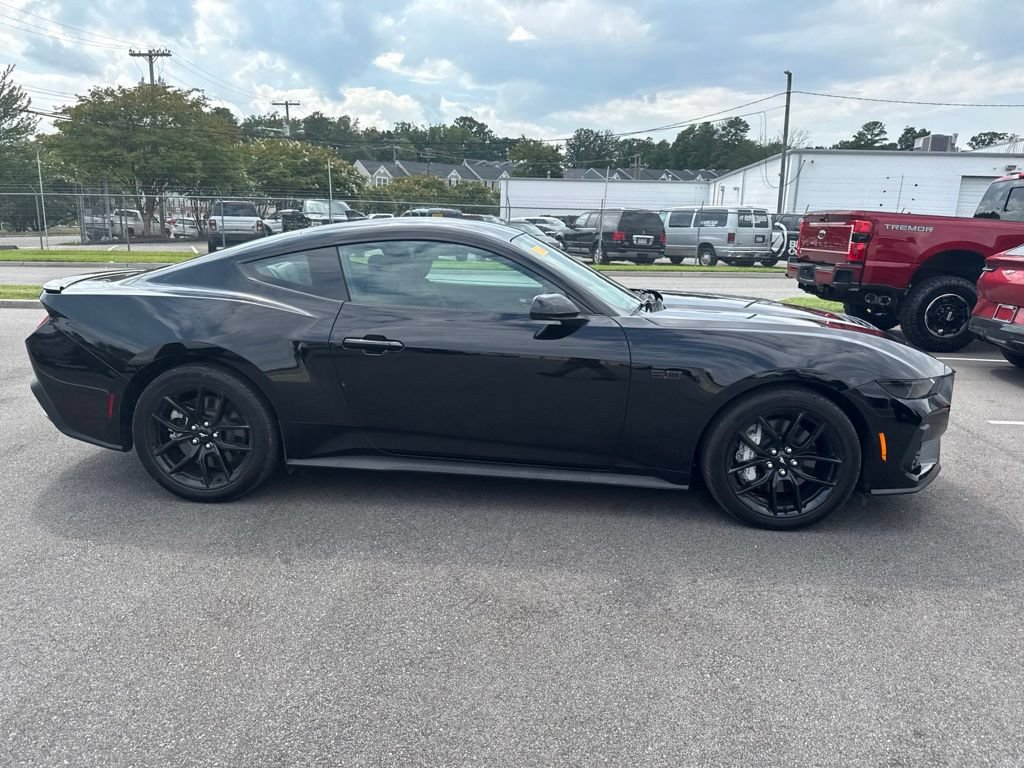Certified 2025 Ford Mustang GT RWD image 5