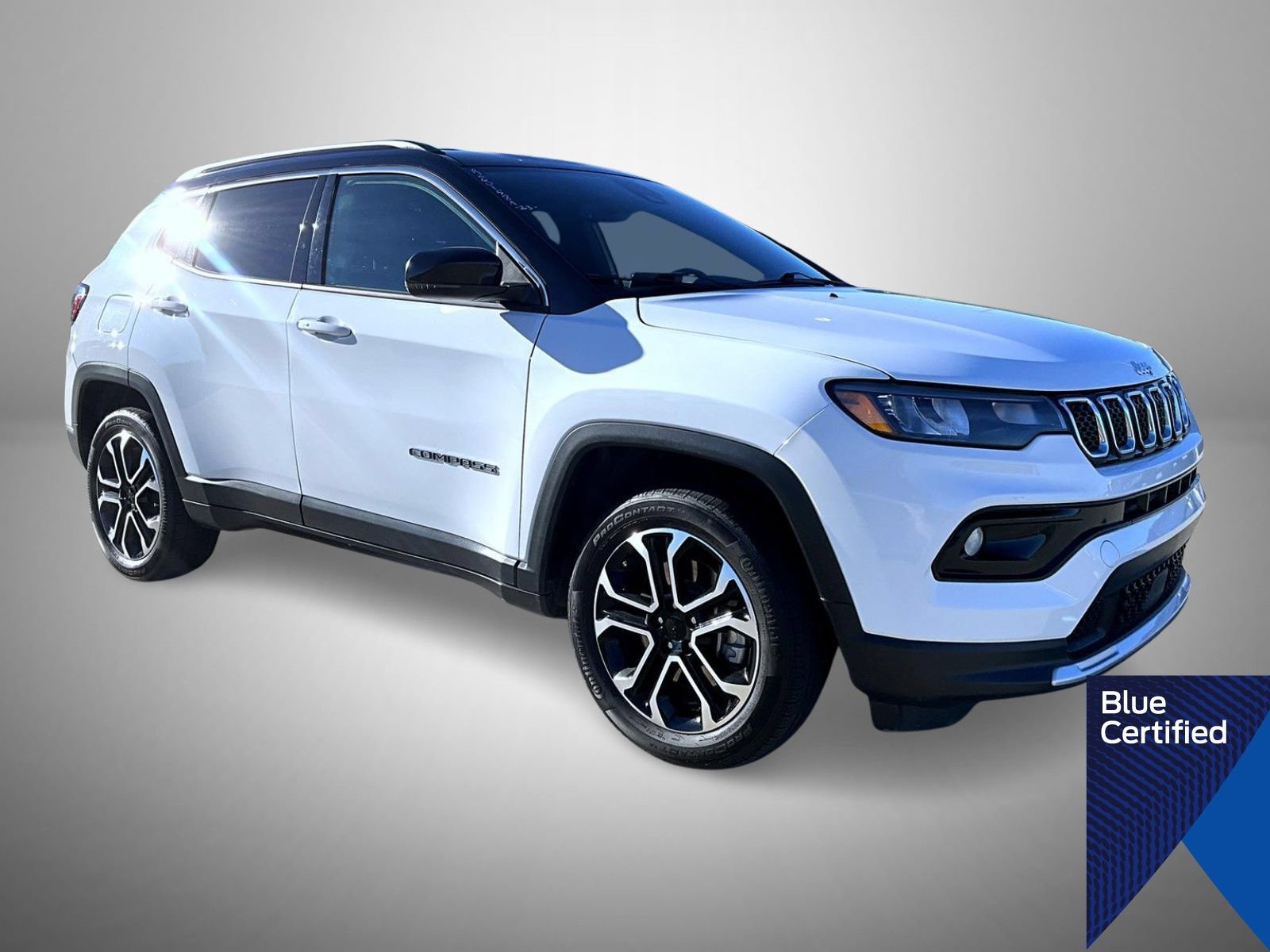 Used 2023 Jeep Compass Limited AWD/4WD image 3