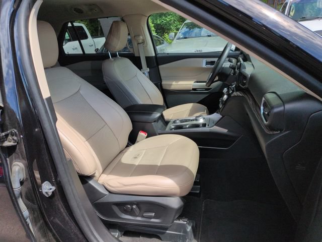 Certified 2023 Ford Explorer Limited w/ Equipment Group 301A AWD/4WD image 14