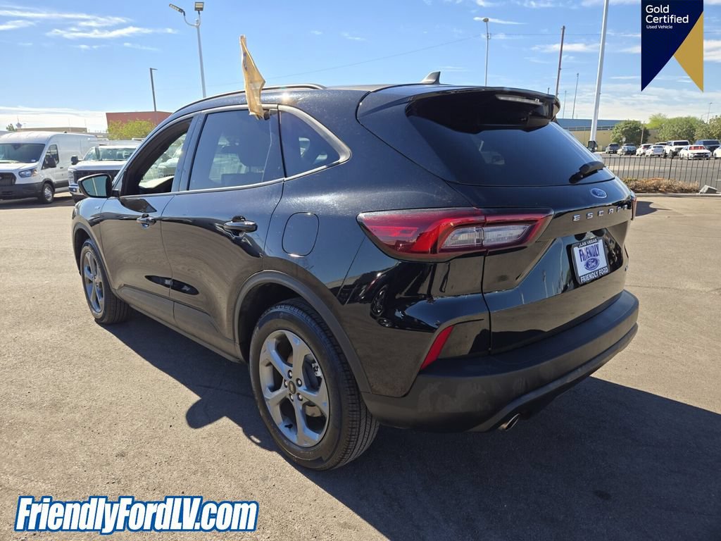 Certified 2025 Ford Escape ST-Line AWD/4WD image 4