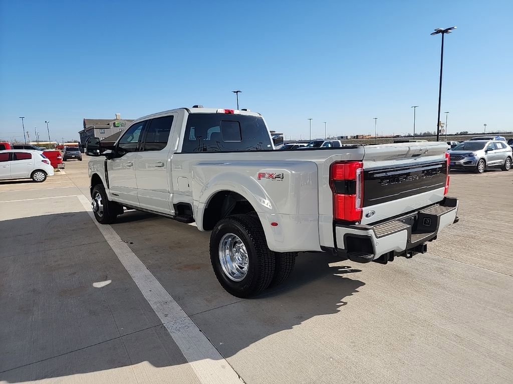 Certified 2026 Ford F350 Platinum image 5