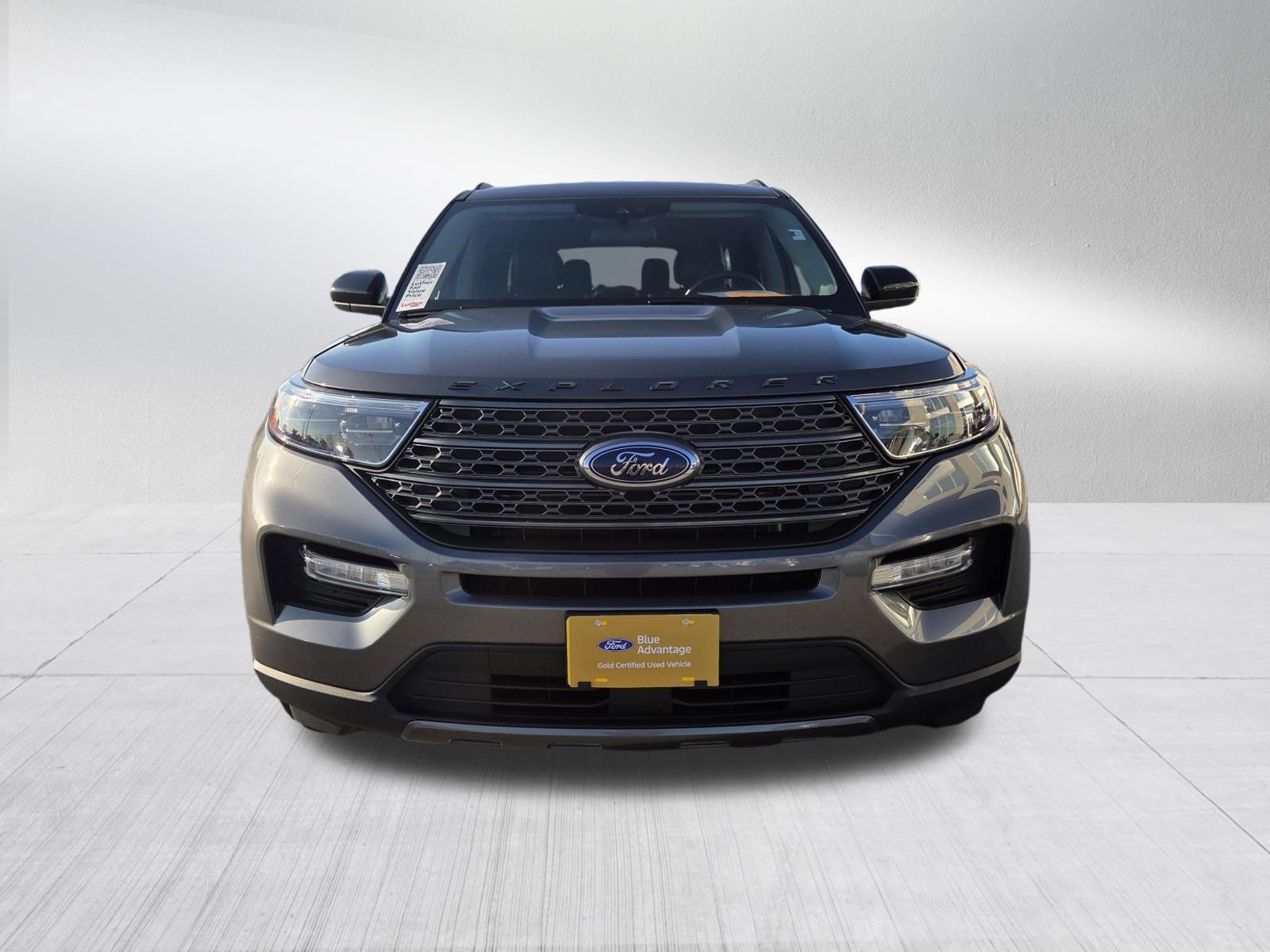 Certified 2023 Ford Explorer XLT w/ Equipment Group 202A AWD/4WD image 2