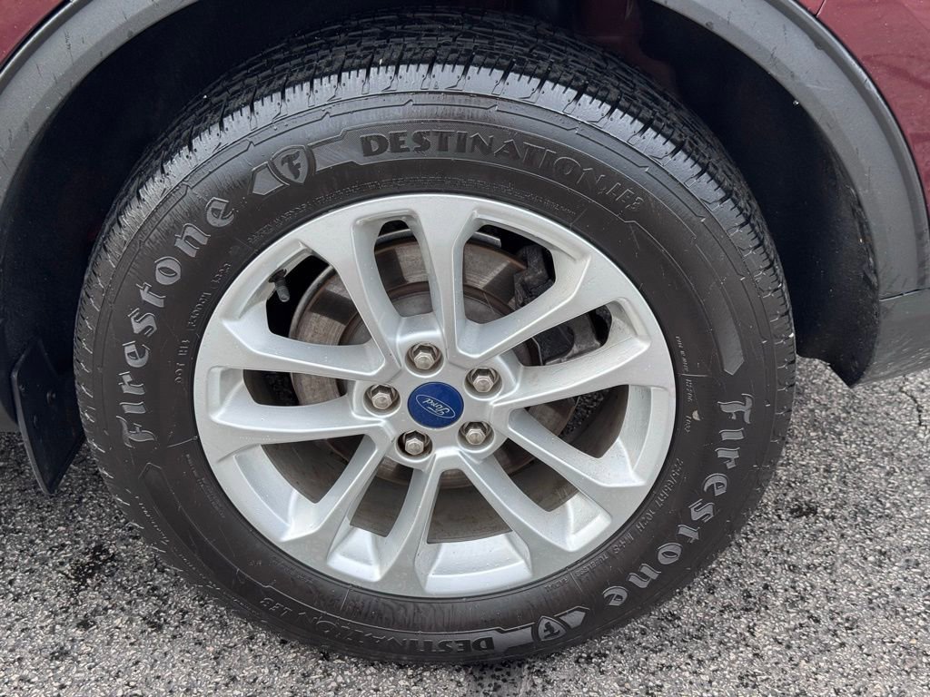 Certified 2021 Ford Escape SE image 38