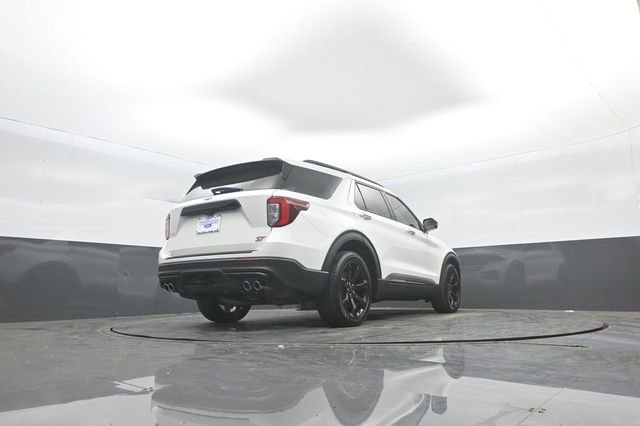 Certified 2022 Ford Explorer ST w/ Equipment Group 401A image 40