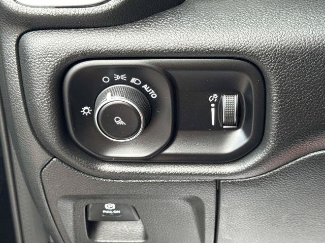 Used 2024 RAM 1500 Laramie RWD image 19