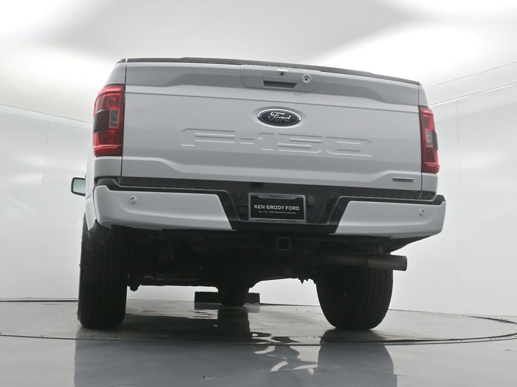 Certified 2022 Ford F150 XLT w/ Equipment Group 302A High image 50