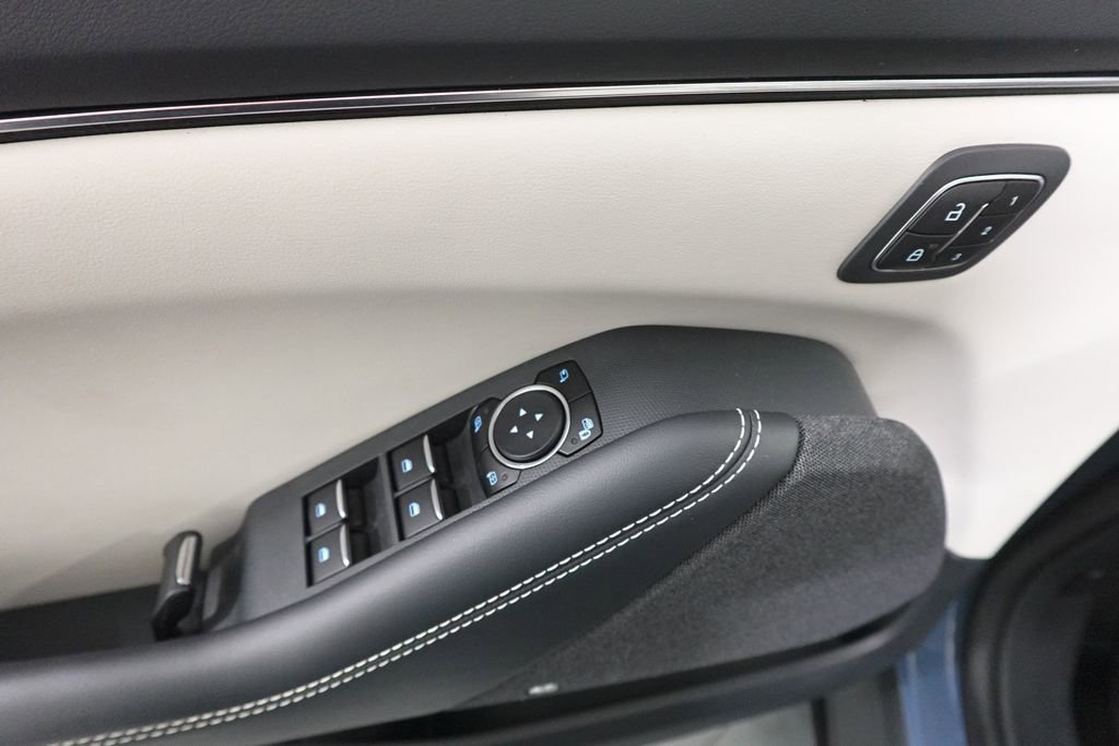 Certified 2023 Ford Mustang Mach-E Premium image 9