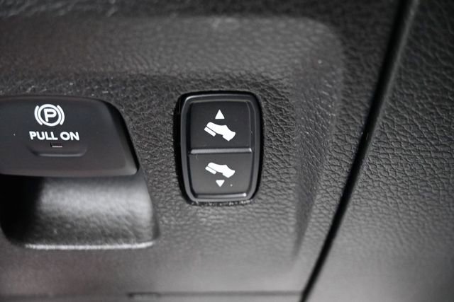 Used 2021 RAM 1500 Laramie AWD/4WD image 28