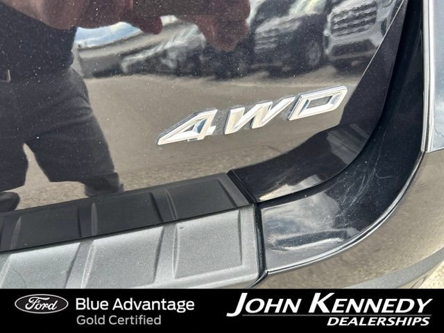 Certified 2024 Ford Explorer XLT w/ Equipment Group 202A AWD/4WD image 12