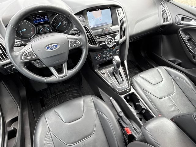 Certified 2018 Ford Focus Titanium w/ Titanium Technology Package FWD image 34