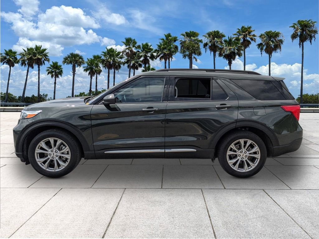 Certified 2023 Ford Explorer XLT w/ Equipment Group 202A image 5