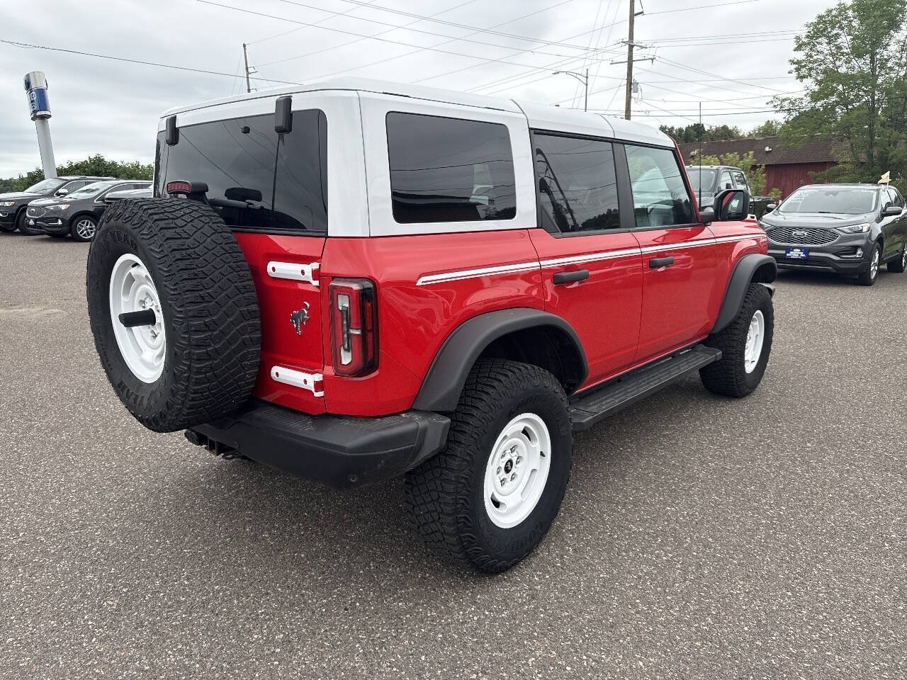 Certified 2023 Ford Bronco Heritage Edition AWD/4WD image 7
