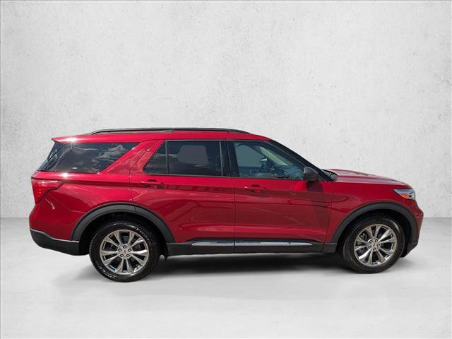 Certified 2023 Ford Explorer XLT w/ Equipment Group 202A RWD image 4