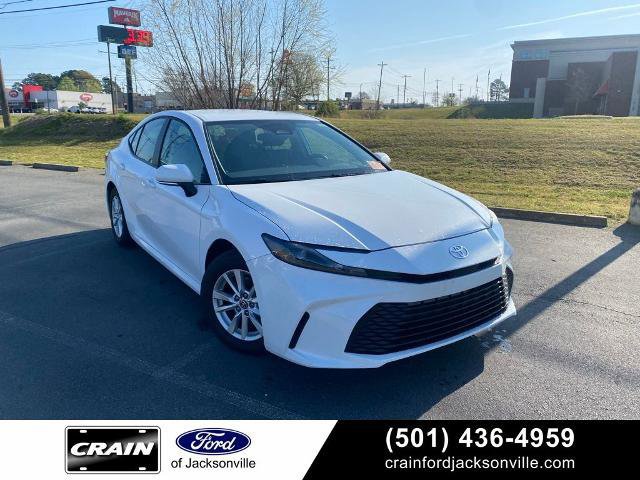 Used 2025 Toyota Camry LE FWD image 7