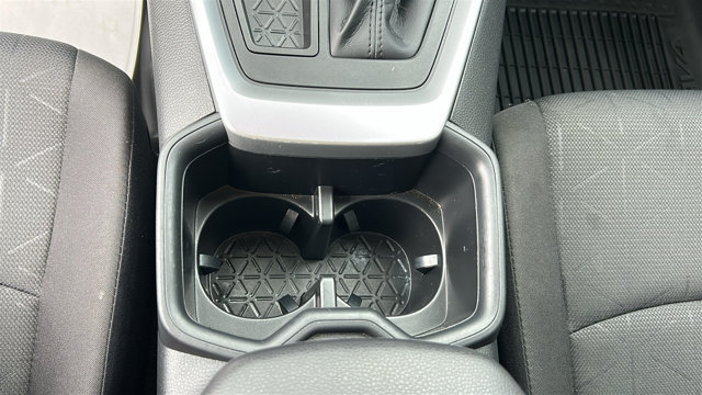 Used 2025 Toyota RAV4 XLE FWD image 23