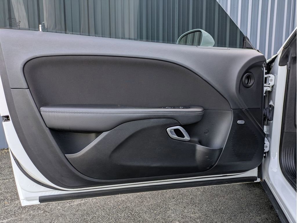 Used 2023 Dodge Challenger SXT w/ Blacktop Package image 11