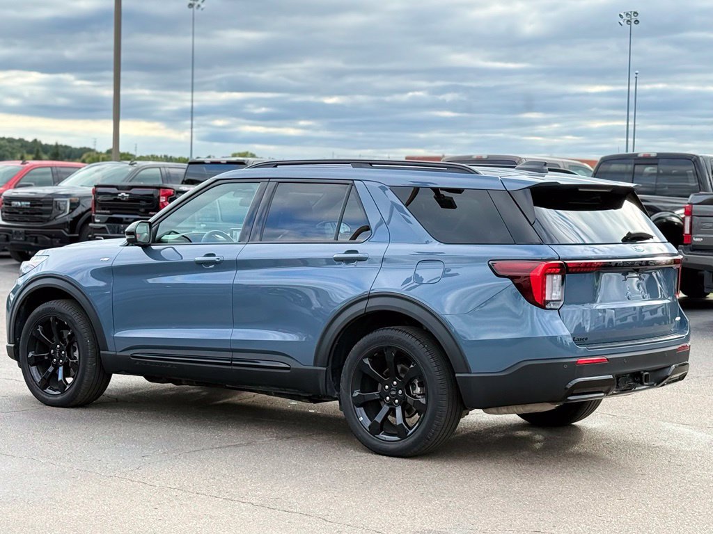 Certified 2026 Ford Explorer ST-Line AWD/4WD image 34