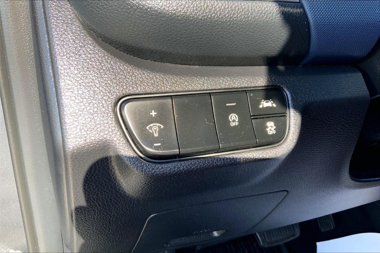 Used 2022 Kia Seltos S FWD image 31