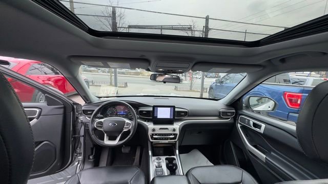 Certified 2021 Ford Explorer XLT w/ Equipment Group 202A image 22