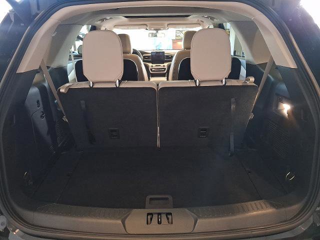 Certified 2022 Ford Explorer XLT w/ Equipment Group 202A image 29