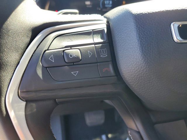 Used 2023 Jeep Grand Cherokee Altitude image 27