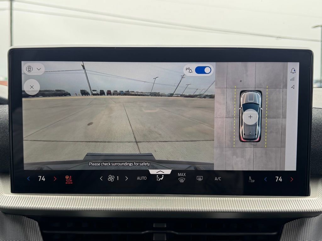 Certified 2025 Ford Explorer ST-Line AWD/4WD image 21