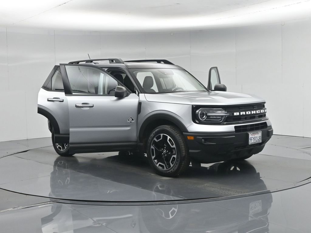 Certified 2022 Ford Bronco Sport Outer Banks w/ Tech Package AWD/4WD image 36