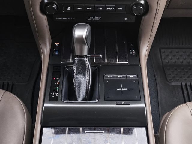 Used 2023 Lexus GX 460 Luxury w/ Sport Design Package AWD/4WD image 23