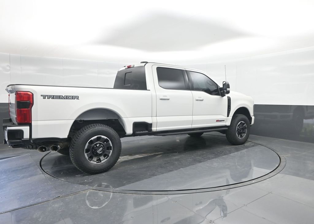 Certified 2024 Ford F250 Lariat w/ Tremor Off-Road Package AWD/4WD image 15