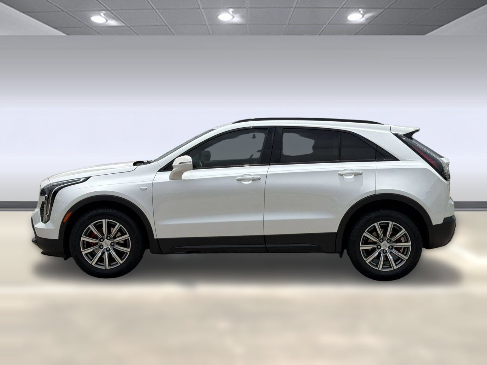 Used 2021 Cadillac XT4 Sport FWD image 2