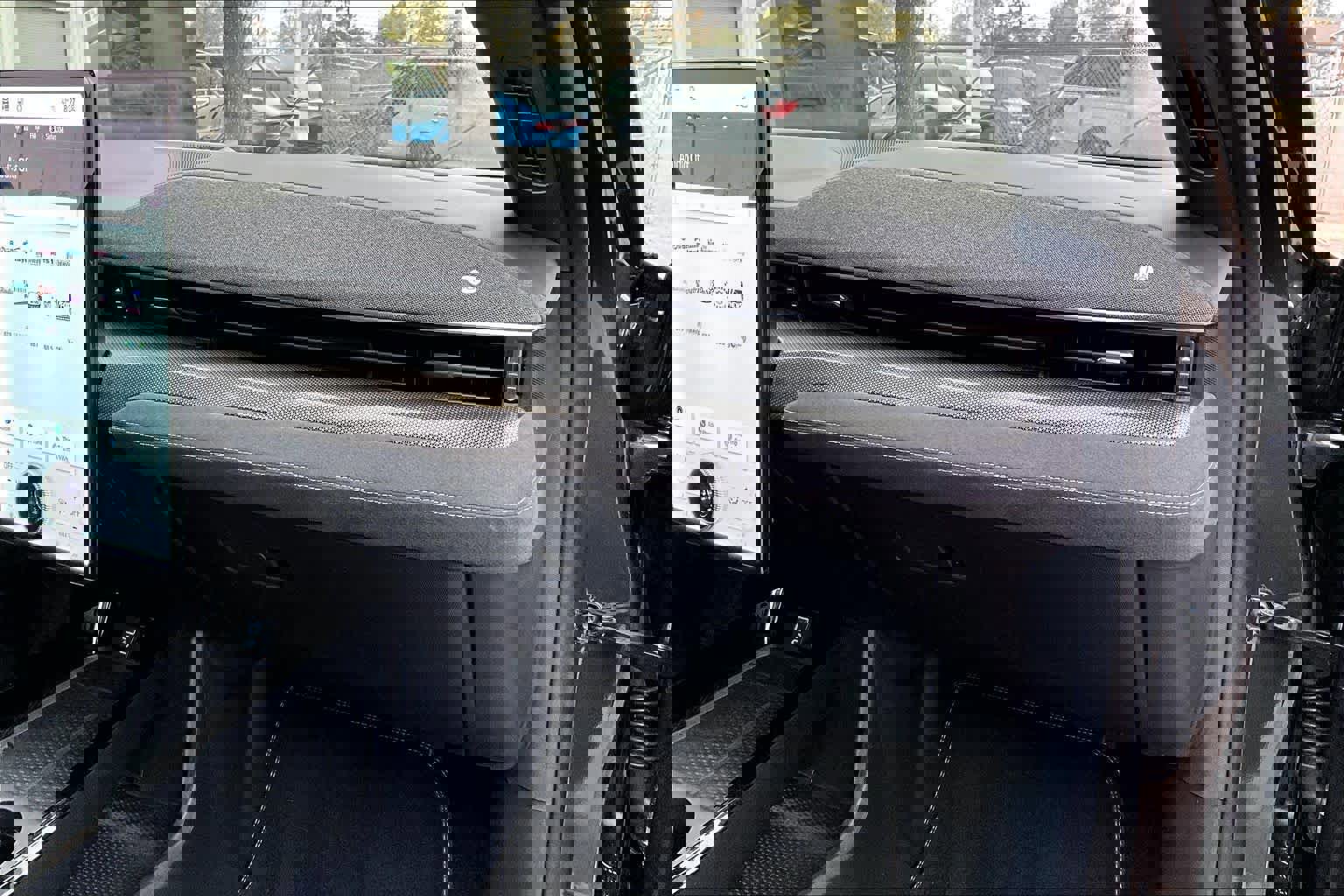 Certified 2021 Ford Mustang Mach-E GT w/ GT Performance Edition image 19