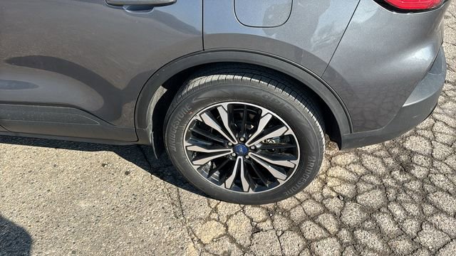 Certified 2022 Ford Escape SEL w/ SEL Stealth AWD Package image 30