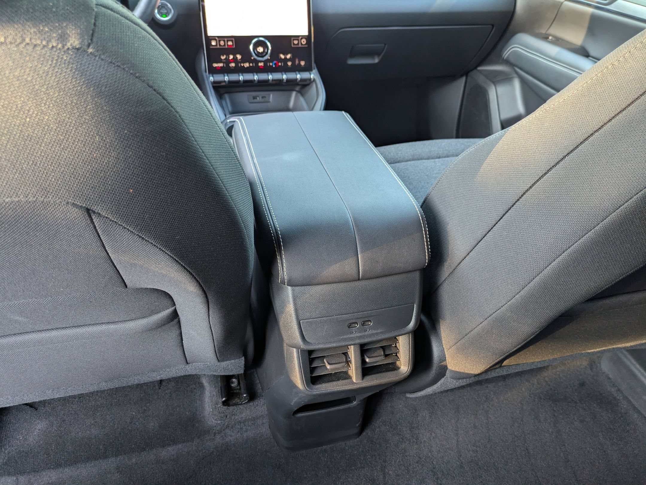 Used 2025 GMC Terrain Elevation w/ Black Edition AWD/4WD image 30