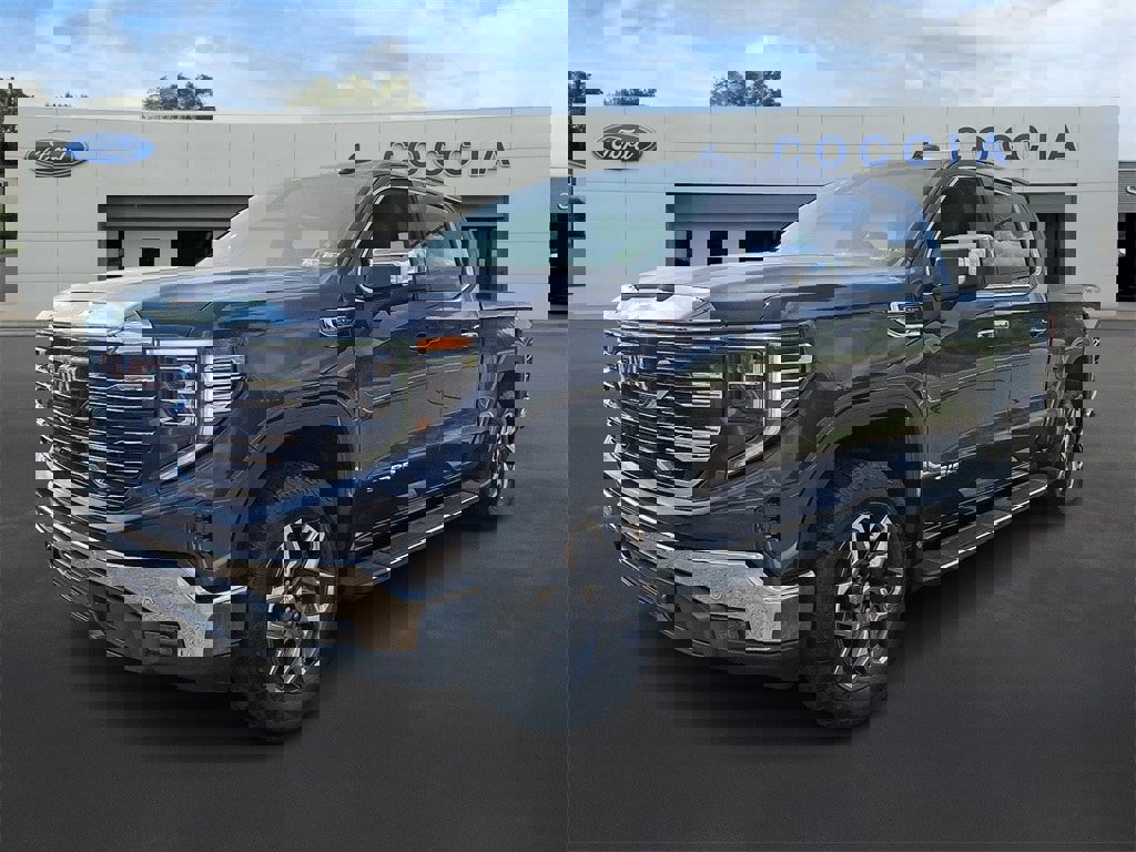 Used 2023 GMC Sierra 1500 SLT w/ SLT Premium Plus Package