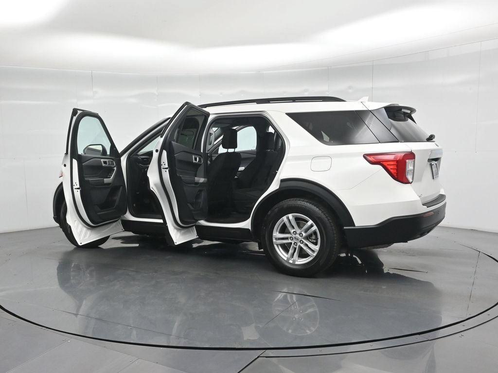 Certified 2024 Ford Explorer XLT RWD image 37