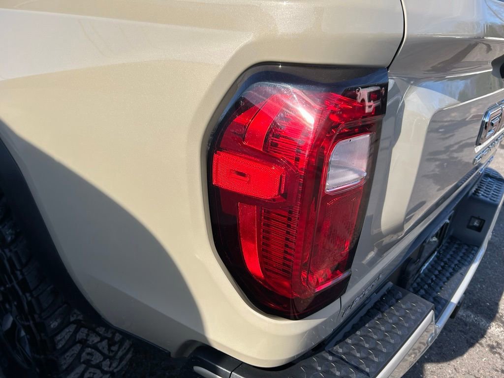 Used 2023 GMC Canyon AT4X image 31