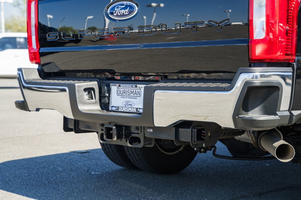 Certified 2025 Ford F350 XLT image 9