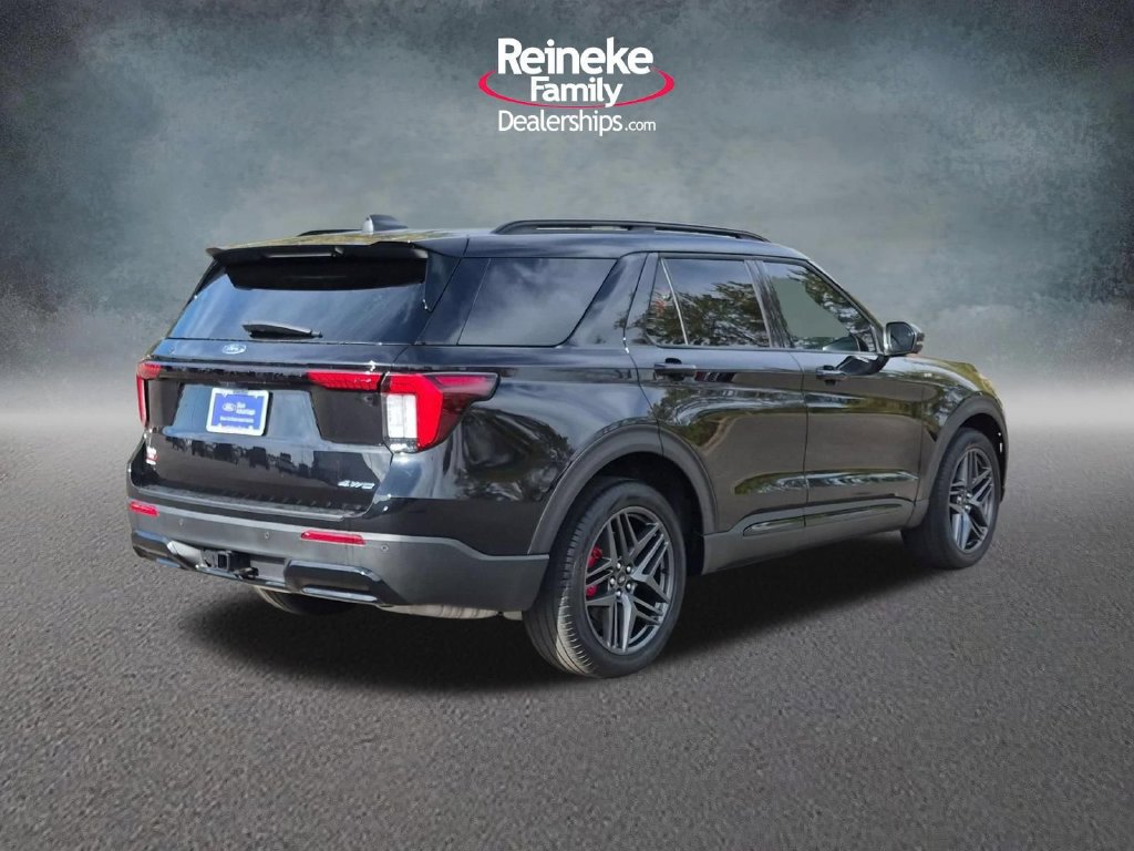 Certified 2025 Ford Explorer ST-Line w/ Premium Package AWD/4WD image 6