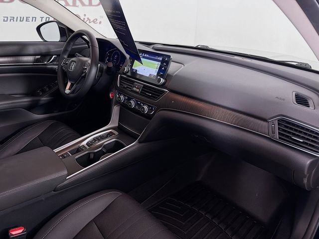 Used 2020 Honda Accord Touring image 35